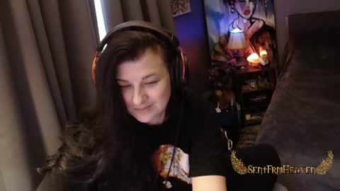 Tara online show from August 10, 1:56 pm