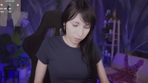 Sera online show from August 4, 6:49 pm