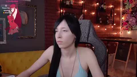 Sera online show from August 10, 8:43 pm