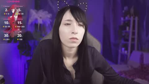 Sera online show from August 11, 5:59 pm