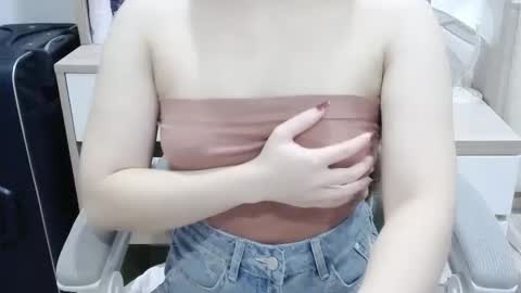 Lina online show from August 12, 7:43 am