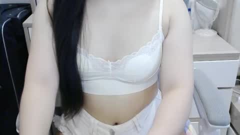 Lina online show from August 15, 10:41 am
