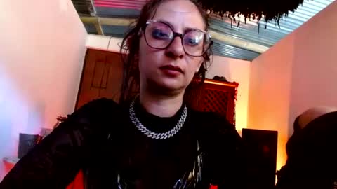 Serena Xyz online show from August 9, 7:37 pm