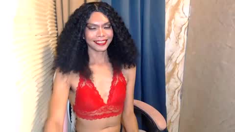 Sam online show from August 5, 9:13 pm