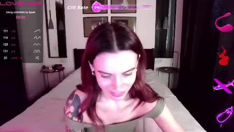 serenamilss online show from July 28, 2:01 pm