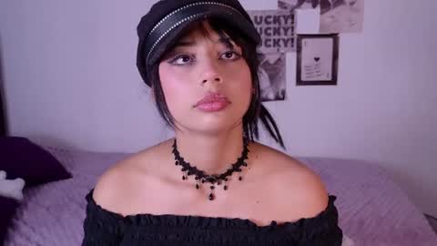 Seren online show from August 8, 8:53 pm