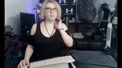 Lady Acedia online show from July 12, 9:59 am