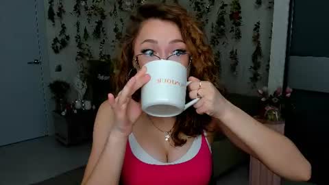 Ophelia online show from July 4, 10:06 am