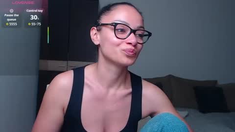 SereneSophi online show from June 12, 2:40 am