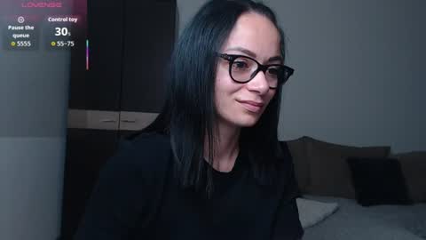 SereneSophi online show from June 13, 3:47 am