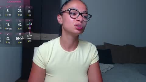 SereneSophi online show from July 3, 3:41 am