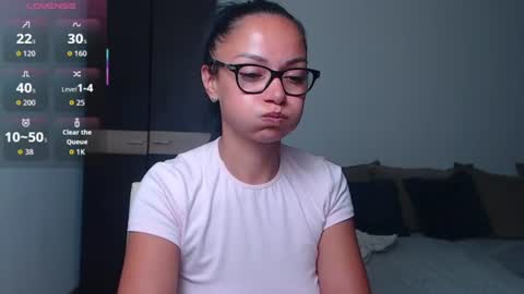 SereneSophi online show from July 11, 5:02 am