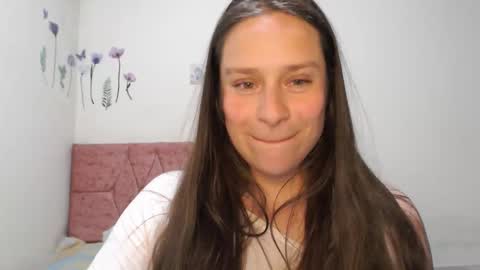 serenity_crystal online show from May 17, 12:55 am