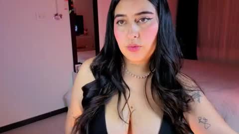 Serenna Cruz online show from August 13, 12:46 am