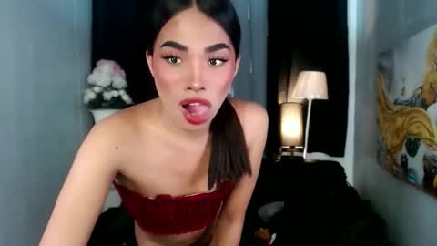 serialsuckerjessa online show from May 8, 8:16 am