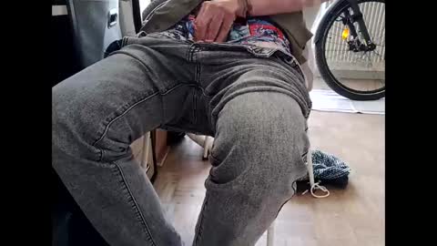serpenttiin online show from April 12, 3:58 pm