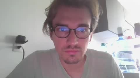 mier online show from May 14, 4:39 pm