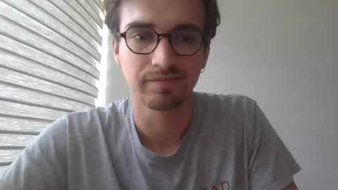 mier online show from August 18, 6:14 pm