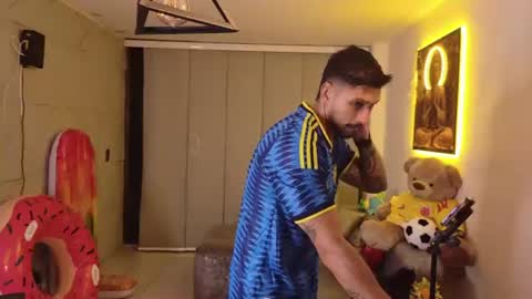 seth_vega_ online show from July 4, 1:52 am