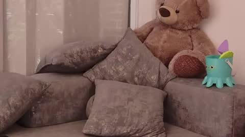 seth_vega_ online show from July 9, 2:00 pm