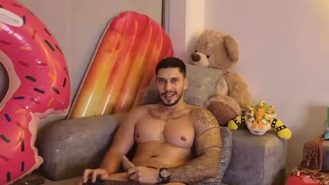 seth_vega_ online show from July 23, 2:25 am