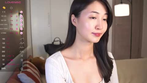 Sana online show from August 6, 2:49 pm