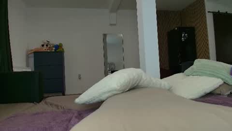 seven_sinsss online show from August 12, 5:21 am