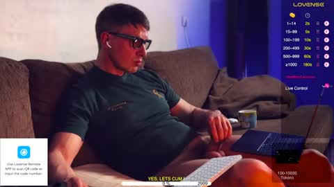 Tom online show from June 26, 10:35 pm