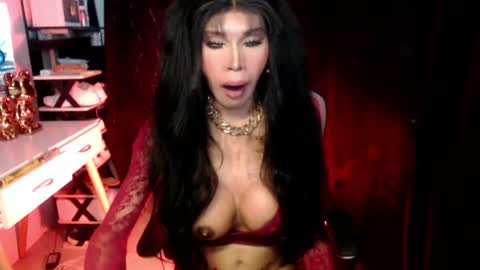 nicole online show from July 18, 1:28 am
