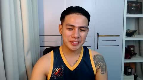 James online show from May 11, 1:30 am