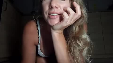 Verona online show from August 9, 3:40 am