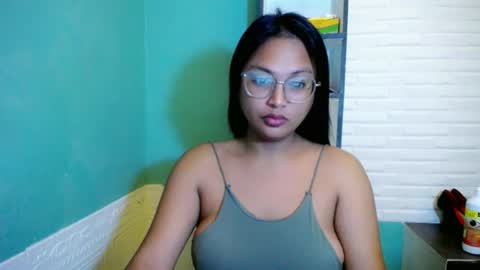 sexuallyattractive_mae online show from July 6, 6:49 am