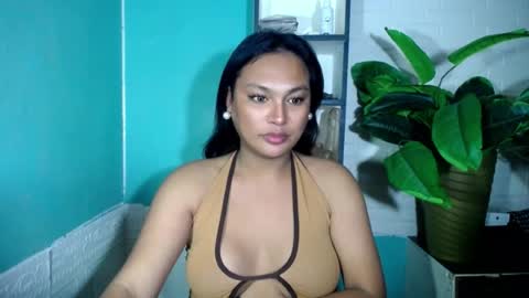 sexuallyattractive_mae online show from August 17, 9:14 am