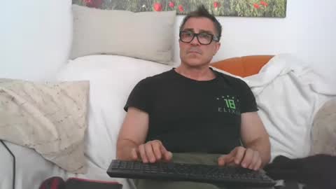 Sexurbation online show from May 10, 1:24 pm