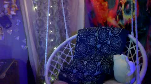 Leeah CloudZzz online show from July 22, 4:53 pm