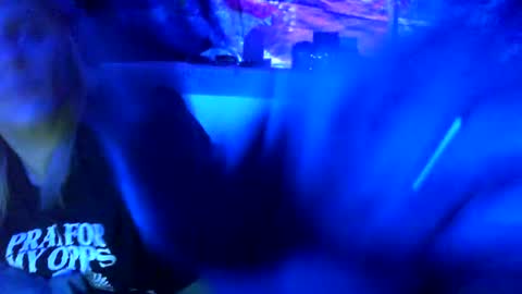Leeah CloudZzz online show from August 1, 7:36 am