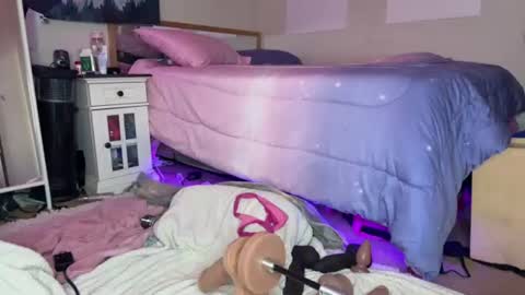 Jenna online show from August 8, 10:59 am