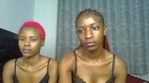 sexxy_lunah online show from August 15, 1:53 am