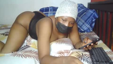 sexxybooty254 online show from May 3, 4:06 am