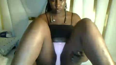 sexxylamar_ online show from August 30, 10:43 pm