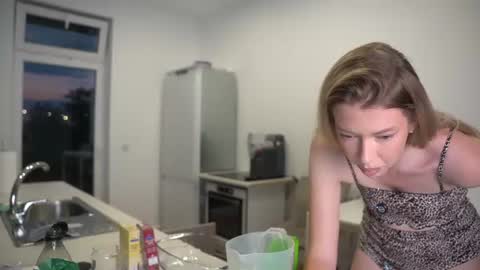 Lorry small boobs  Maya big boobs  FRIENDS with benefits online show from July 2, 7:04 pm