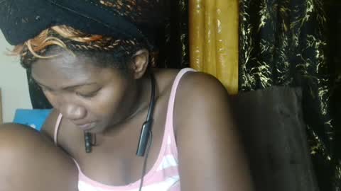 sexxypritty online show from August 9, 9:49 pm