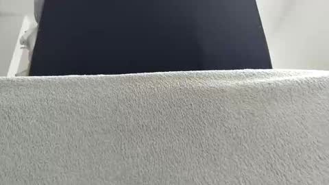 sexy30031986 online show from June 1, 7:33 am