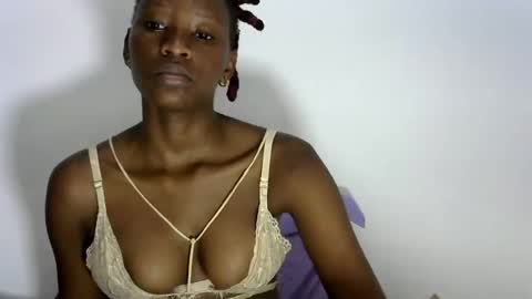 sexy_aureal online show from August 12, 11:18 pm