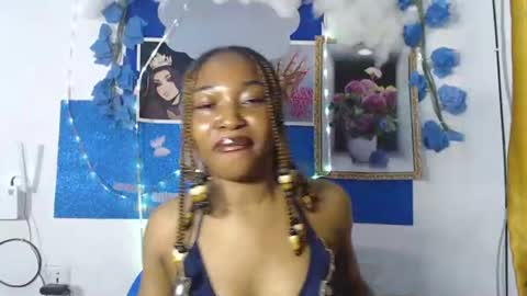 sexy_bluey247 online show from August 13, 5:43 am