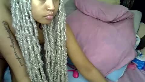 sexy_bubbie01 online show from May 28, 11:08 pm