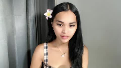 Nicole online show from August 10, 11:06 pm