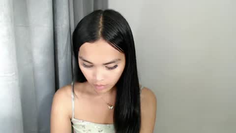 Nicole online show from August 12, 3:09 am