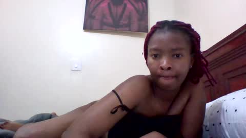 sexy_dianaa online show from August 7, 10:15 am