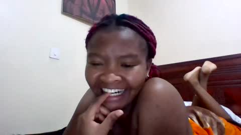sexy_dianaa online show from August 12, 9:22 am
